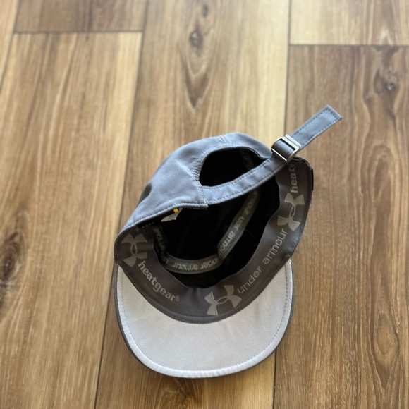 Under Armour womens gray cap one size - Picture 3 of 4